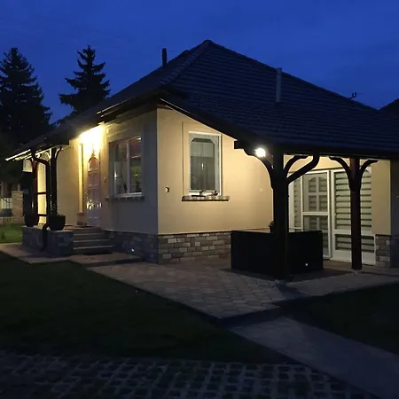 Regina Delux Appartement *
